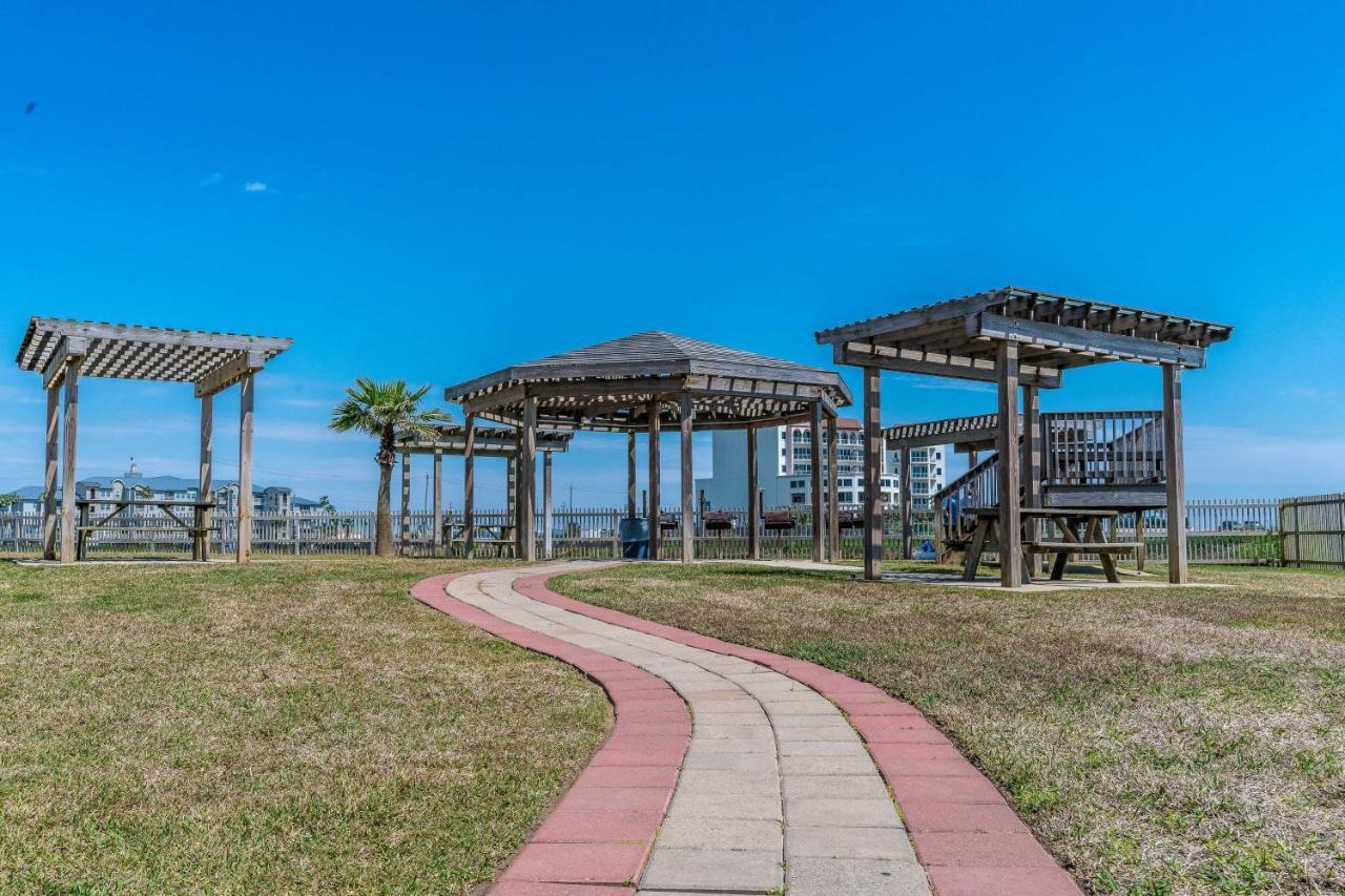 Steps To Pool And Beachamazing Views From Two Balconies Galveston Exterior foto